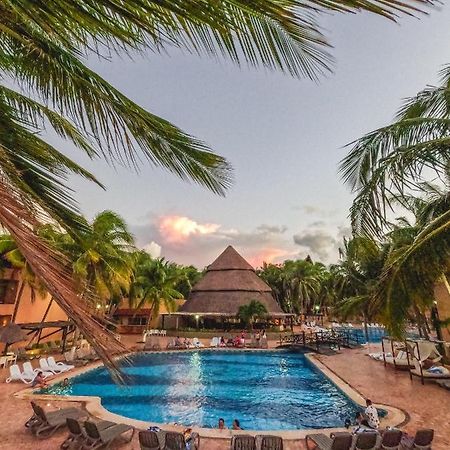 Reef Yucatan All Inclusive & Convention Center Merida Bagian luar foto