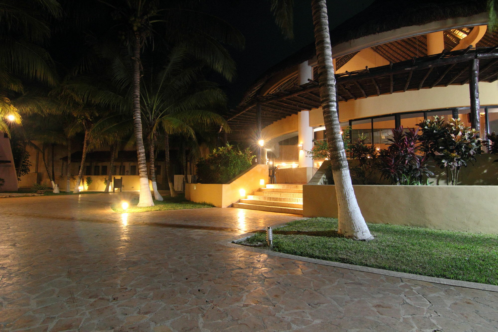 Reef Yucatan All Inclusive & Convention Center Merida Bagian luar foto