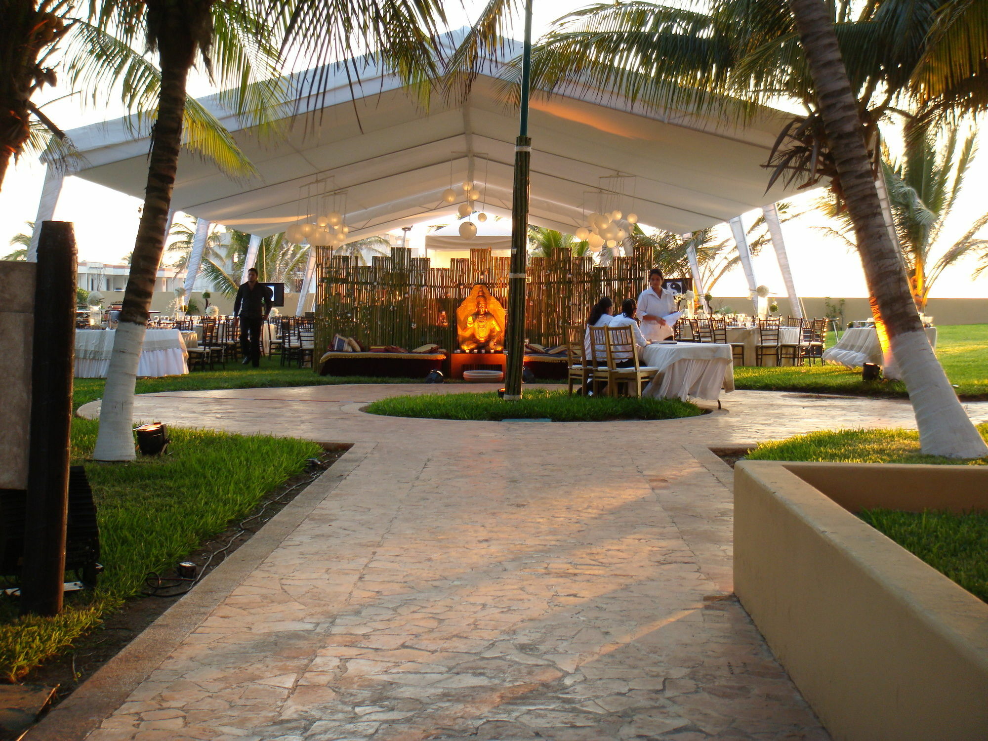 Reef Yucatan All Inclusive & Convention Center Merida Bagian luar foto